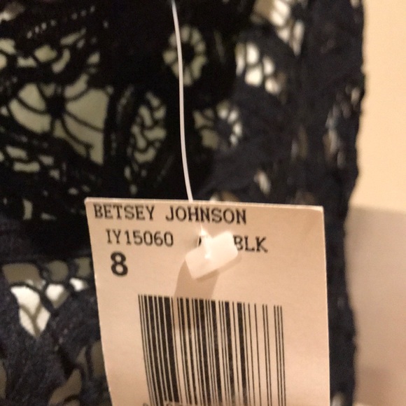 Black lace cocktail dress - Picture 5 of 5